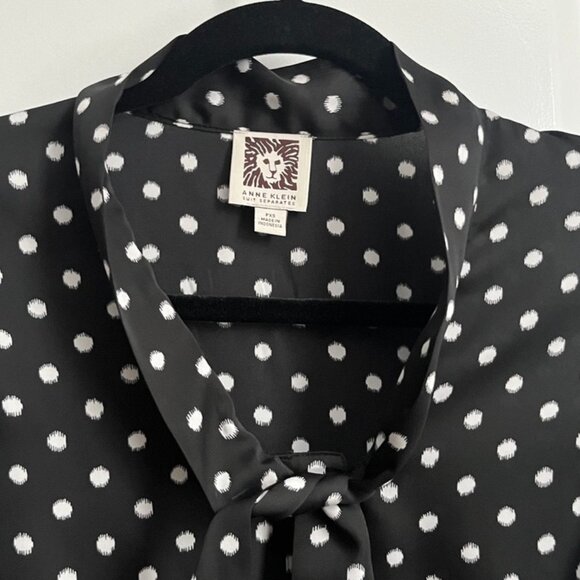 Anne Klein Polka Dot Sleeveless Blouse XSP - Picture 2 of 8